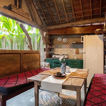 Kayu Beach Villa By Twospaces, Nusa Dua Beach Kültér fotó